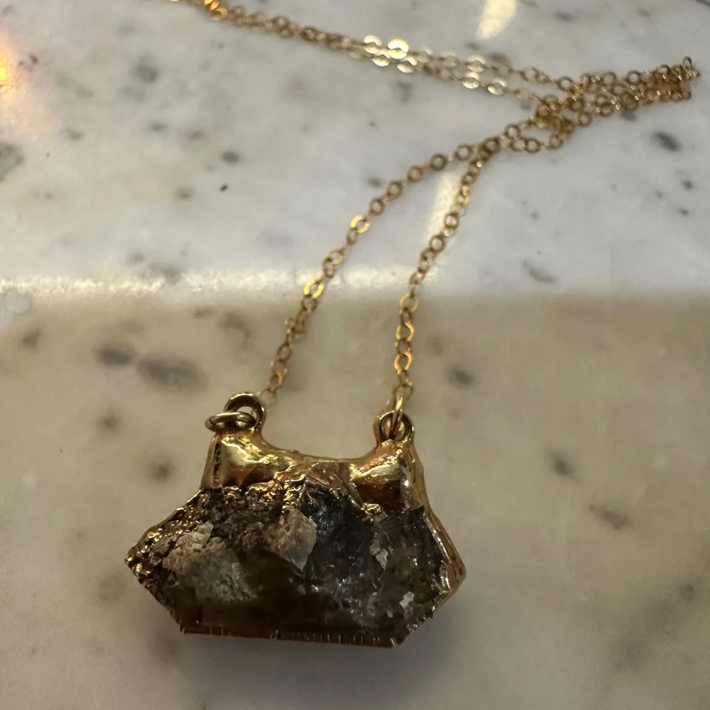 Smokey Herkimer Diamond (Quartz) Gold filled chain Pendant Necklace NWOT. - Picture 3 of 6
